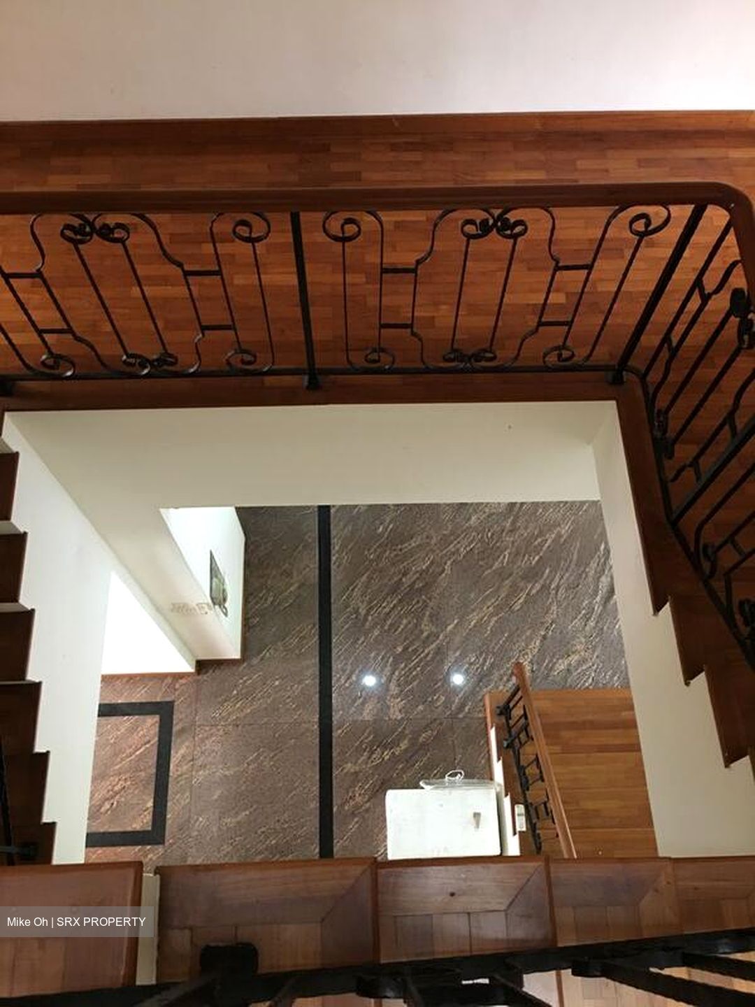 Changi Heights (D17), Terrace #529536871